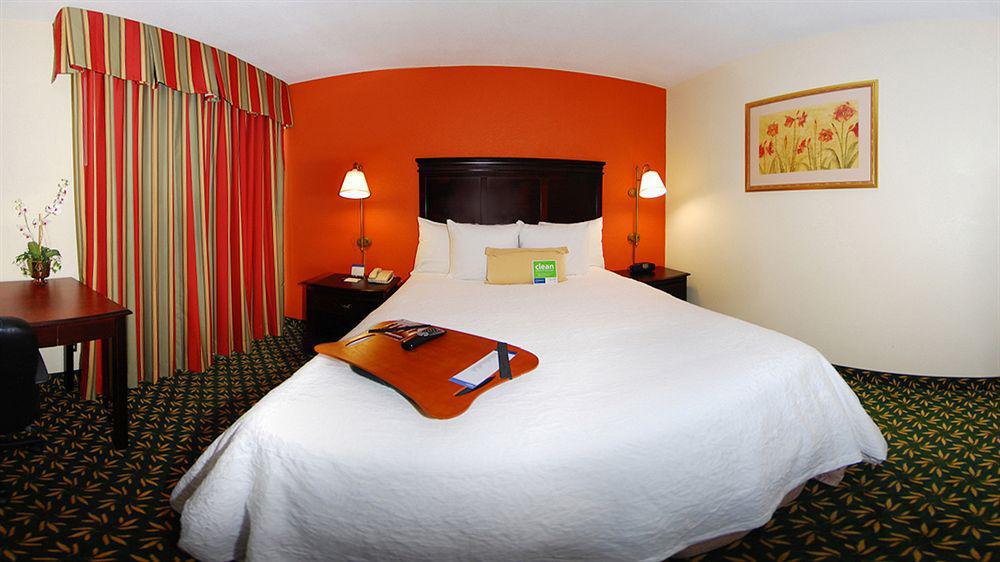 โฮม2 สวีท บาย ฮิลตัน ดีเอฟดับเบิลยู แอร์พอร์ต เซาท์/เออร์วิง Hotel ภายนอก รูปภาพ